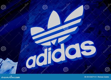 adidas phuket